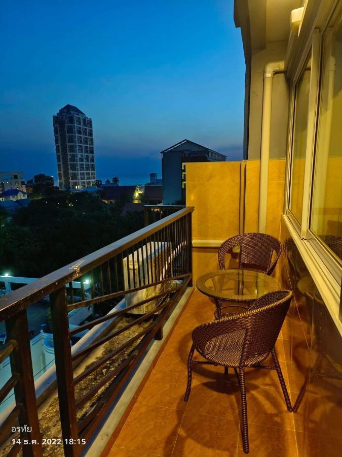 Trio Gems Condo, Pattaya Thailand 좀티엔 비치 외부 사진